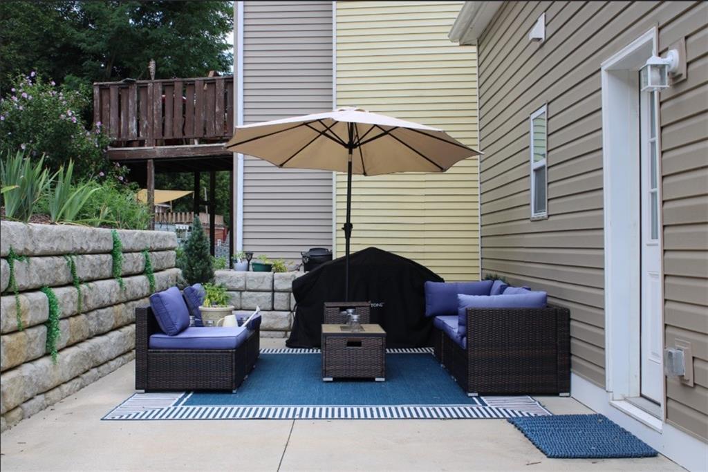 157 East College Street Canonsburg, PA 15317 - Photo 20 of 25 a house view with a seating space