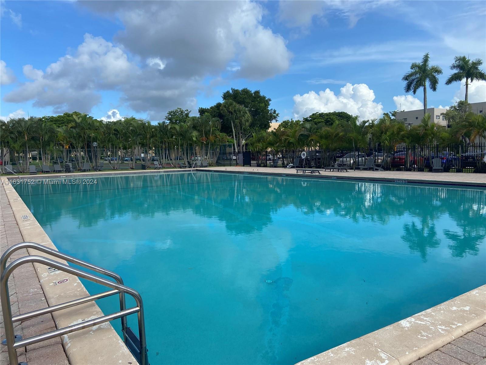 8500 Southwest 133rd Avenue Road, Unit 203 Miami, FL 33183 - Photo 8 of 9 Gallery Image 8