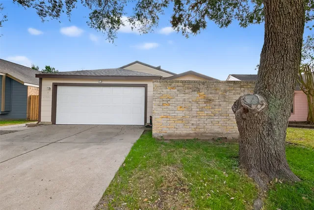 $239,900 | 11635 Twinridge Lane, Houston, TX 77099