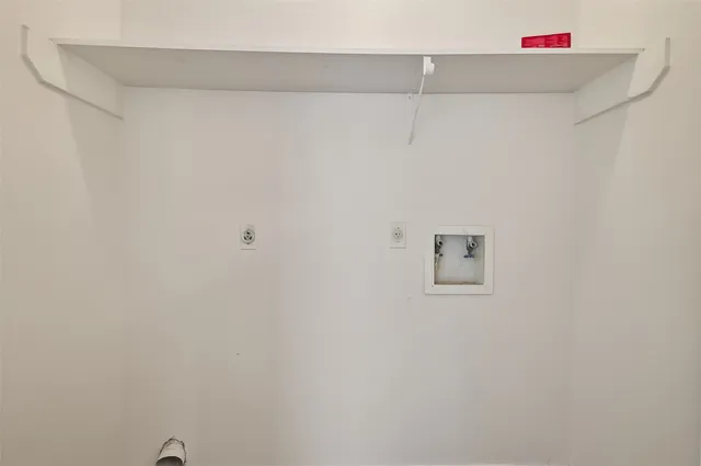 $239,900 | 11635 Twinridge Lane, Houston, TX 77099