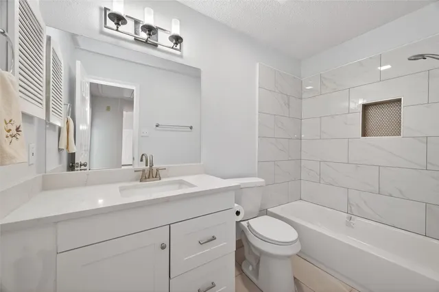 $239,900 | 11635 Twinridge Lane, Houston, TX 77099