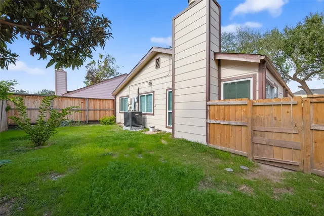 $239,900 | 11635 Twinridge Lane, Houston, TX 77099