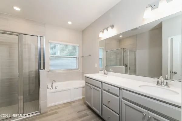 $2,570 | 1748 Mathews Manor Drive, Jacksonville, FL 32277