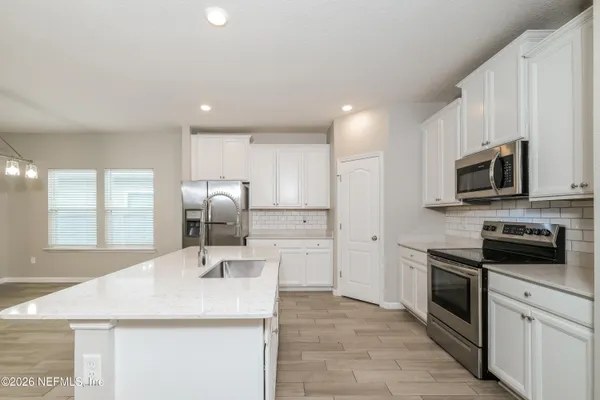 $2,570 | 1748 Mathews Manor Drive, Jacksonville, FL 32277