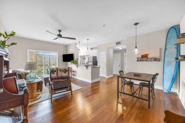 $215,000 | 123 Covil Avenue, Unit 302, Wilmington, NC 28403