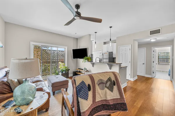 $215,000 | 123 Covil Avenue, Unit 302, Wilmington, NC 28403