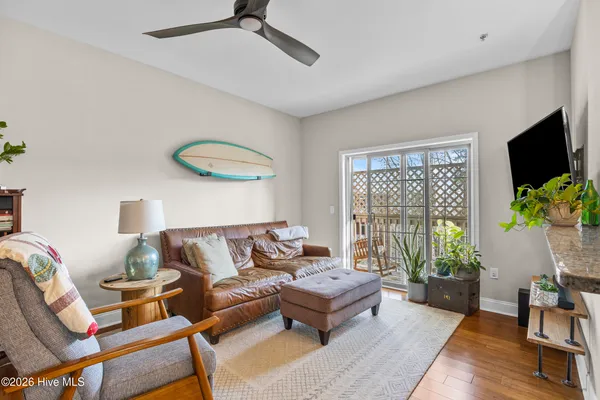 $215,000 | 123 Covil Avenue, Unit 302, Wilmington, NC 28403