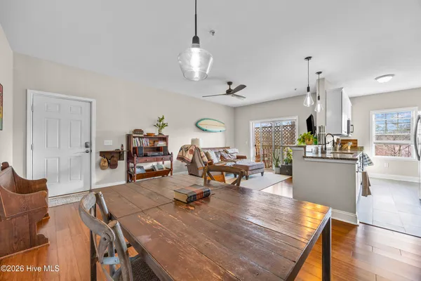 $215,000 | 123 Covil Avenue, Unit 302, Wilmington, NC 28403