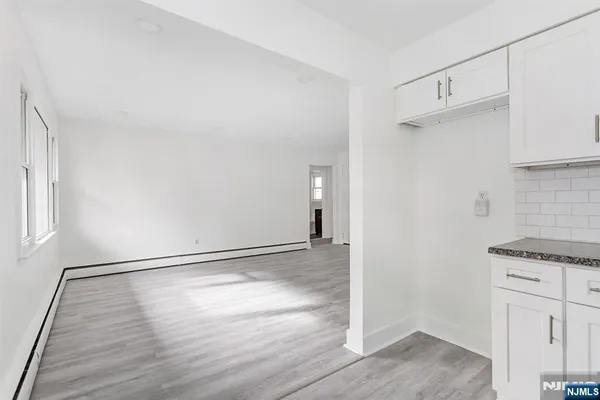 $1,900 | 86 Chestnut Street, Rutherford, NJ 07070