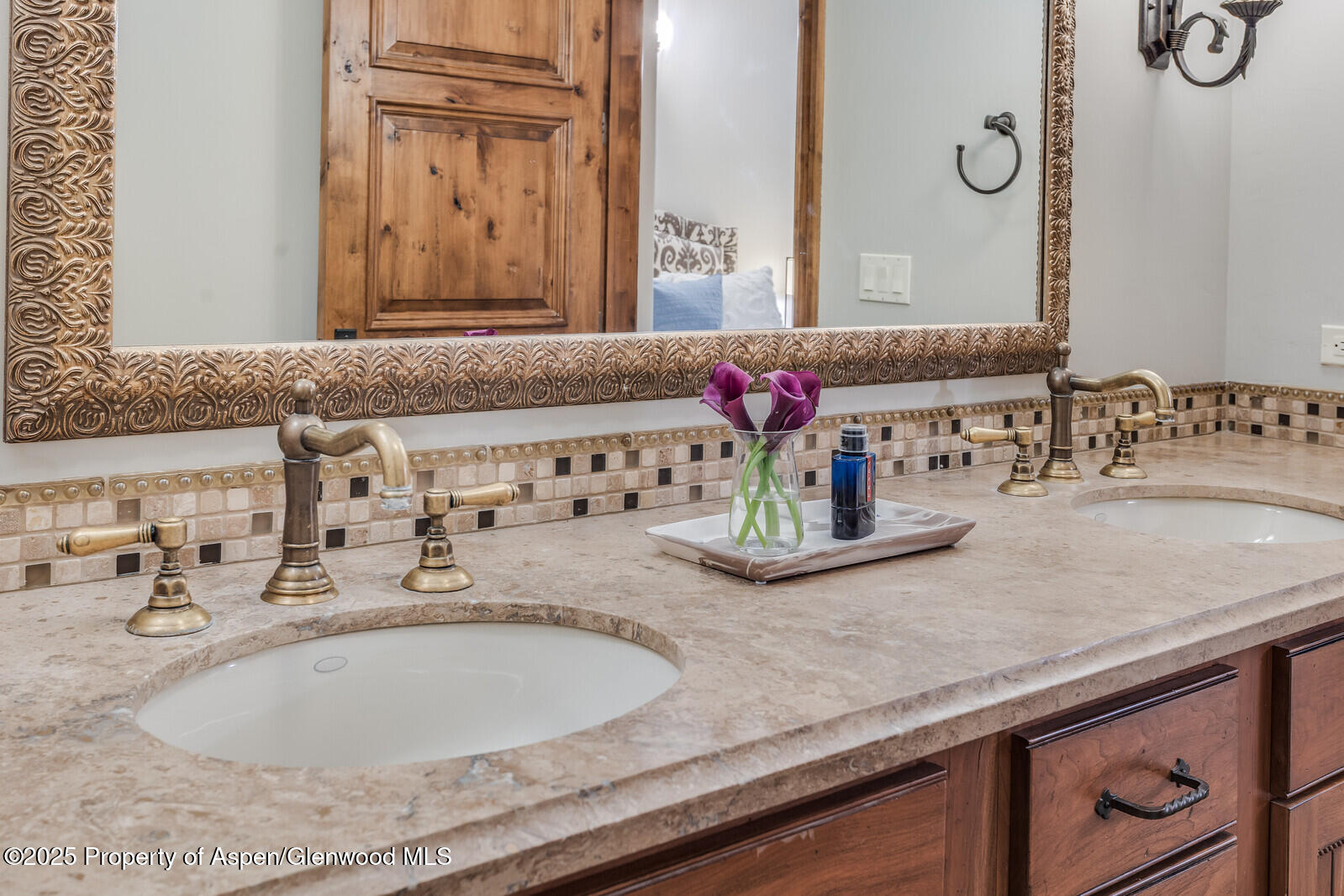 51 Thunderbowl Lane, Unit 12 Aspen, CO 81611 - Photo 34 of 59 50_51_Thunderbowl_Unit_12050_mls