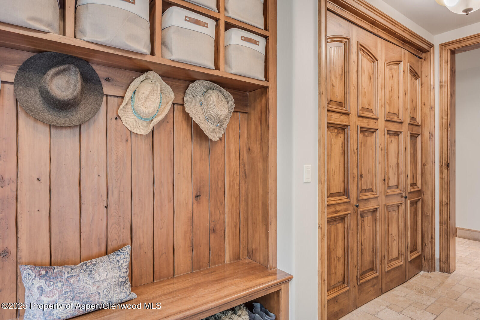 51 Thunderbowl Lane, Unit 12 Aspen, CO 81611 - Photo 51 of 59 37_51_Thunderbowl_Unit_12037_mls