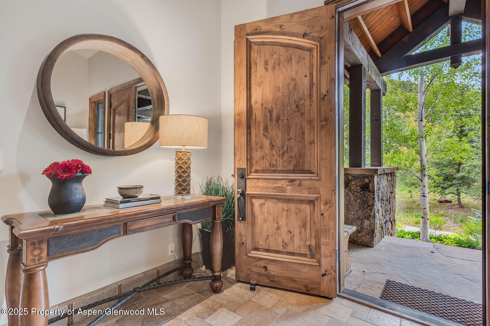 51 Thunderbowl Lane, Unit 12 Aspen, CO 81611 - Photo 54 of 59 08_51_Thunderbowl_Unit_12008_mls