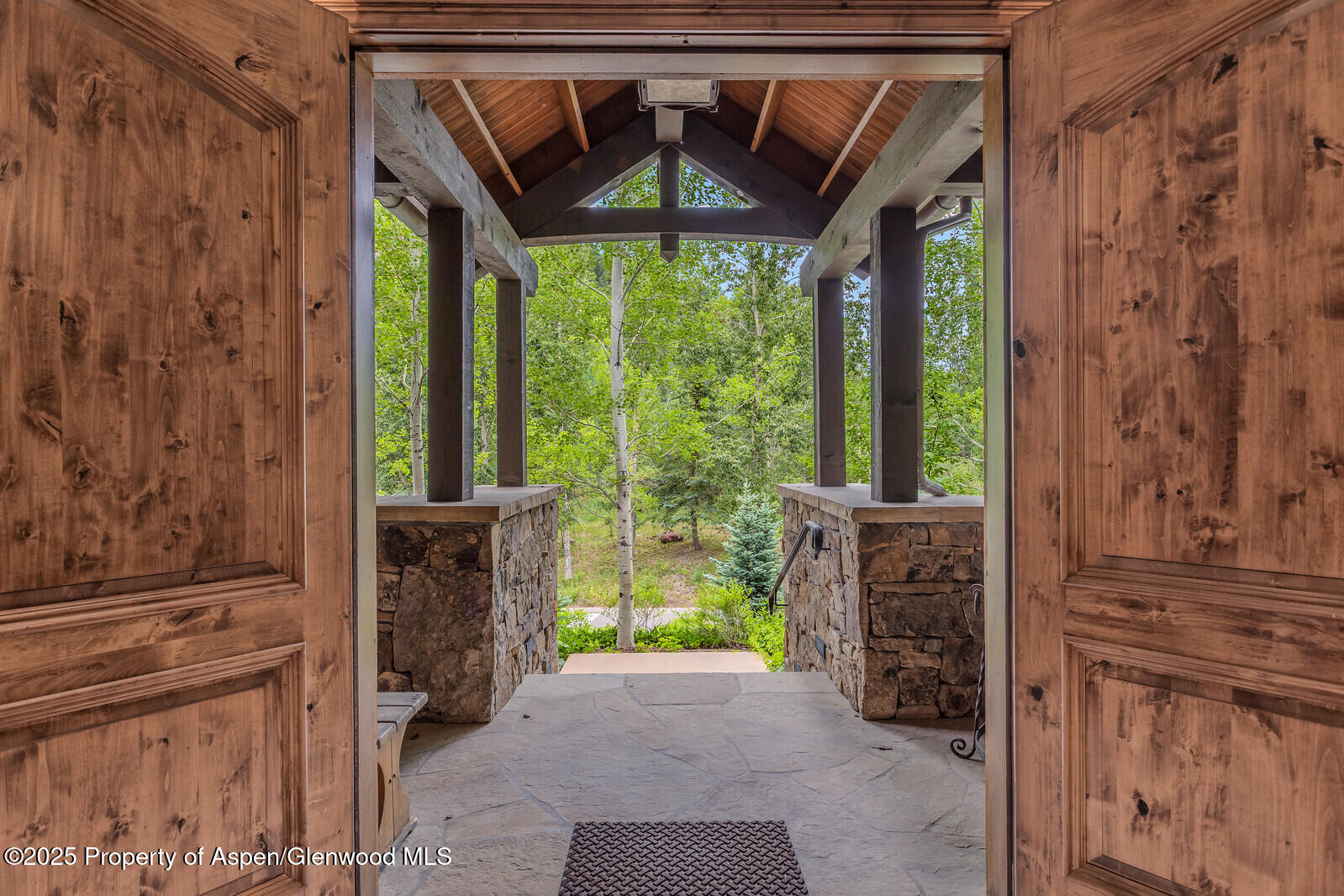 51 Thunderbowl Lane, Unit 12 Aspen, CO 81611 - Photo 55 of 59 06_51_Thunderbowl_Unit_12006_mls