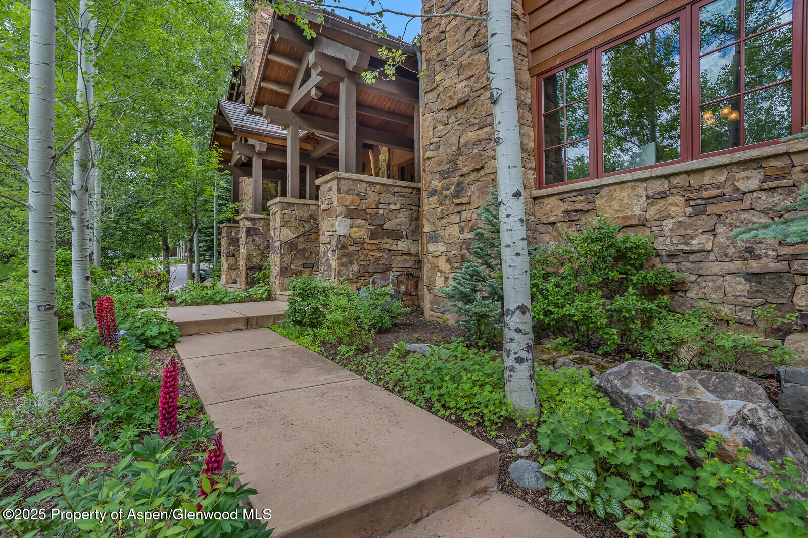 51 Thunderbowl Lane, Unit 12 Aspen, CO 81611 - Photo 56 of 59 93_51_Thunderbowl_Unit_12093_mls