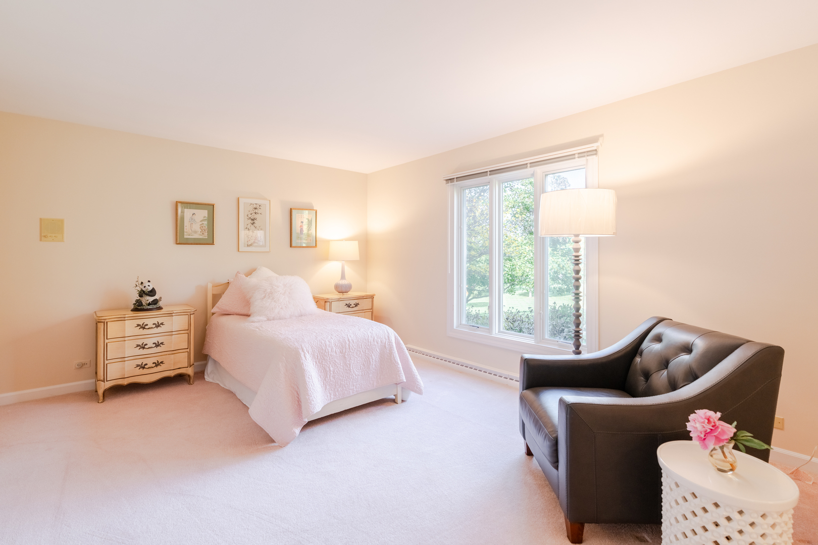 418 West County Line Road Barrington, IL 60010 - Photo 15 of 25 a bed room with a bed and a couch