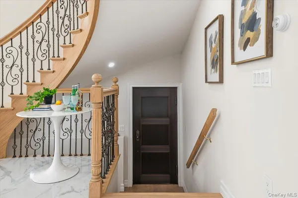 a view of entryway and hall