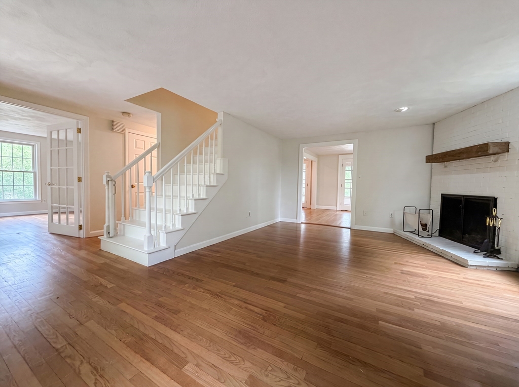 153 High Street Topsfield, MA 01983 - Photo 7 of 36