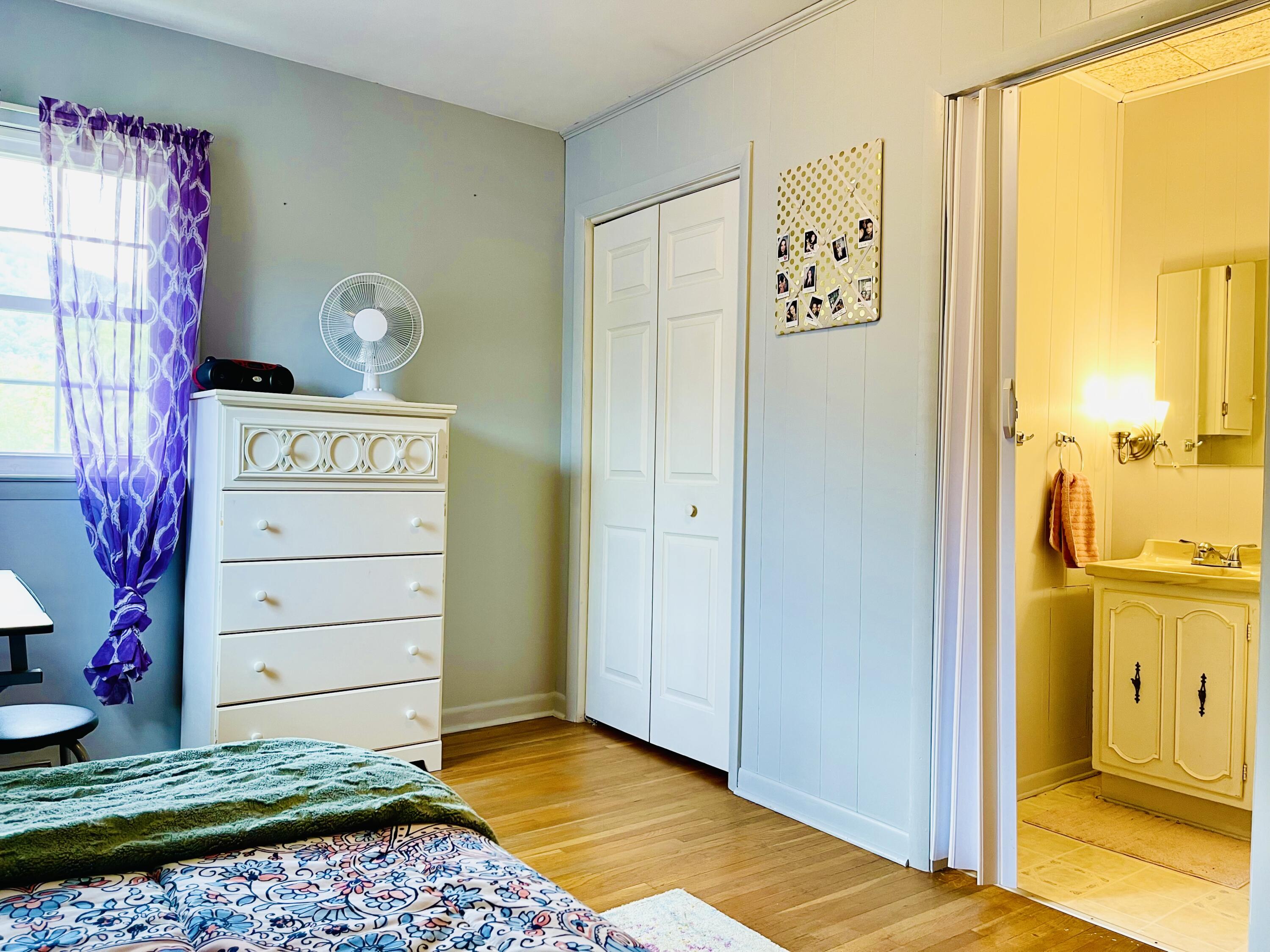 409 Winding Way Covington, VA 24426 - Photo 29 of 40 5DD88CC6-4B4B-4F38-AEFF-87D1E159304A