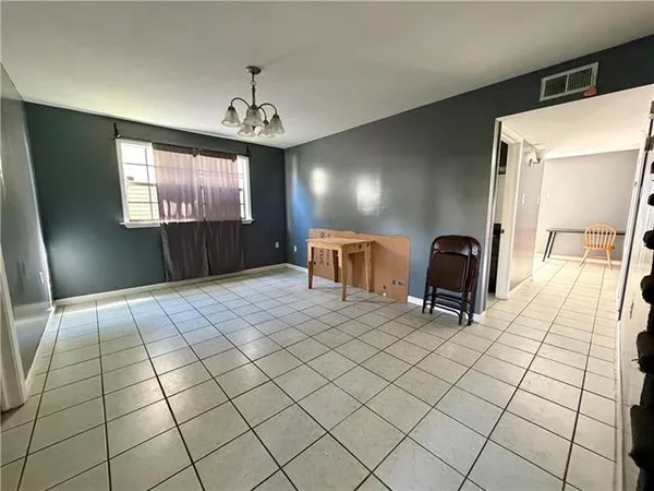 $1,595 | 3615 Jupiter Drive, Chalmette, LA 70043