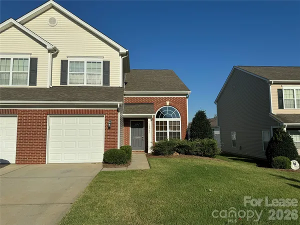 $1,925 | 12069 Stratfield Pl Circle, Pineville, NC 28134