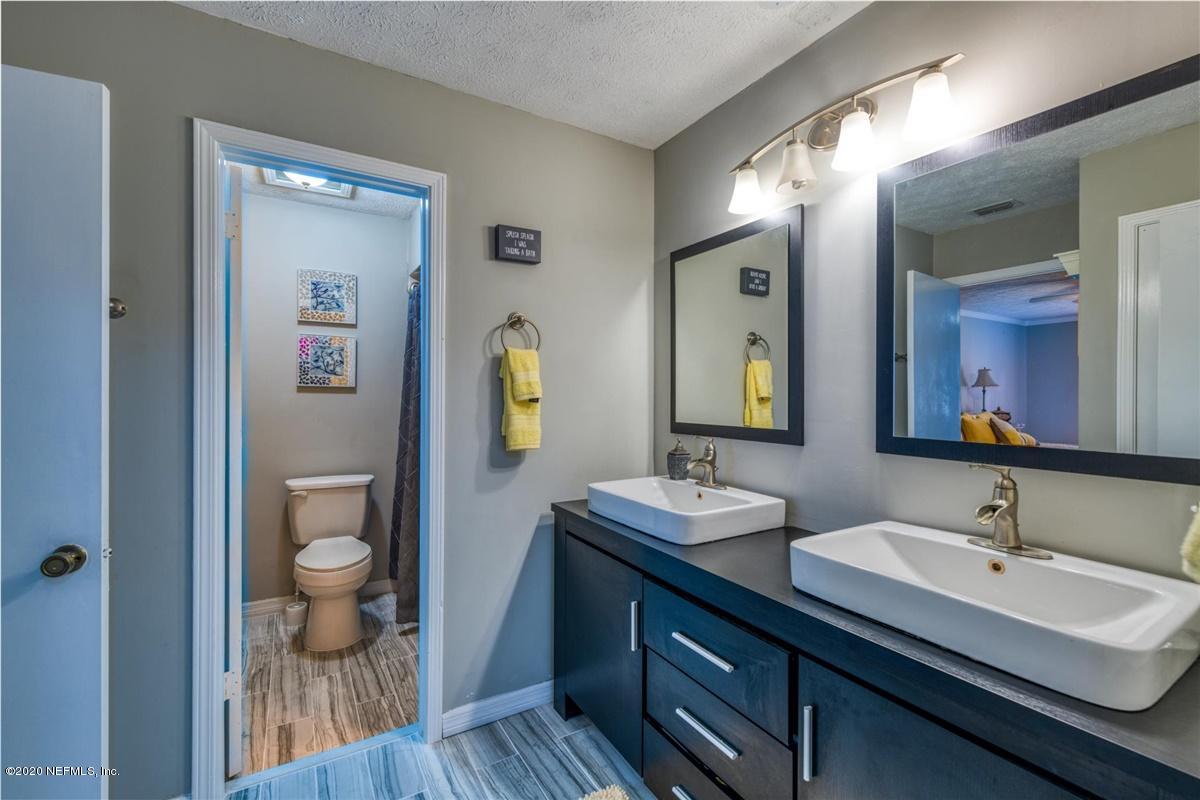 4423 River Trail Road Jacksonville, FL 32277 - Photo 18 of 34 Master Bathroom