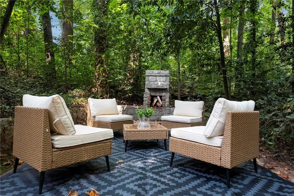 $3,700 | 2233 Clairmont Road, Atlanta, GA 30329