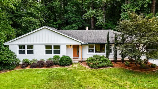 $3,700 | 2233 Clairmont Road, Atlanta, GA 30329