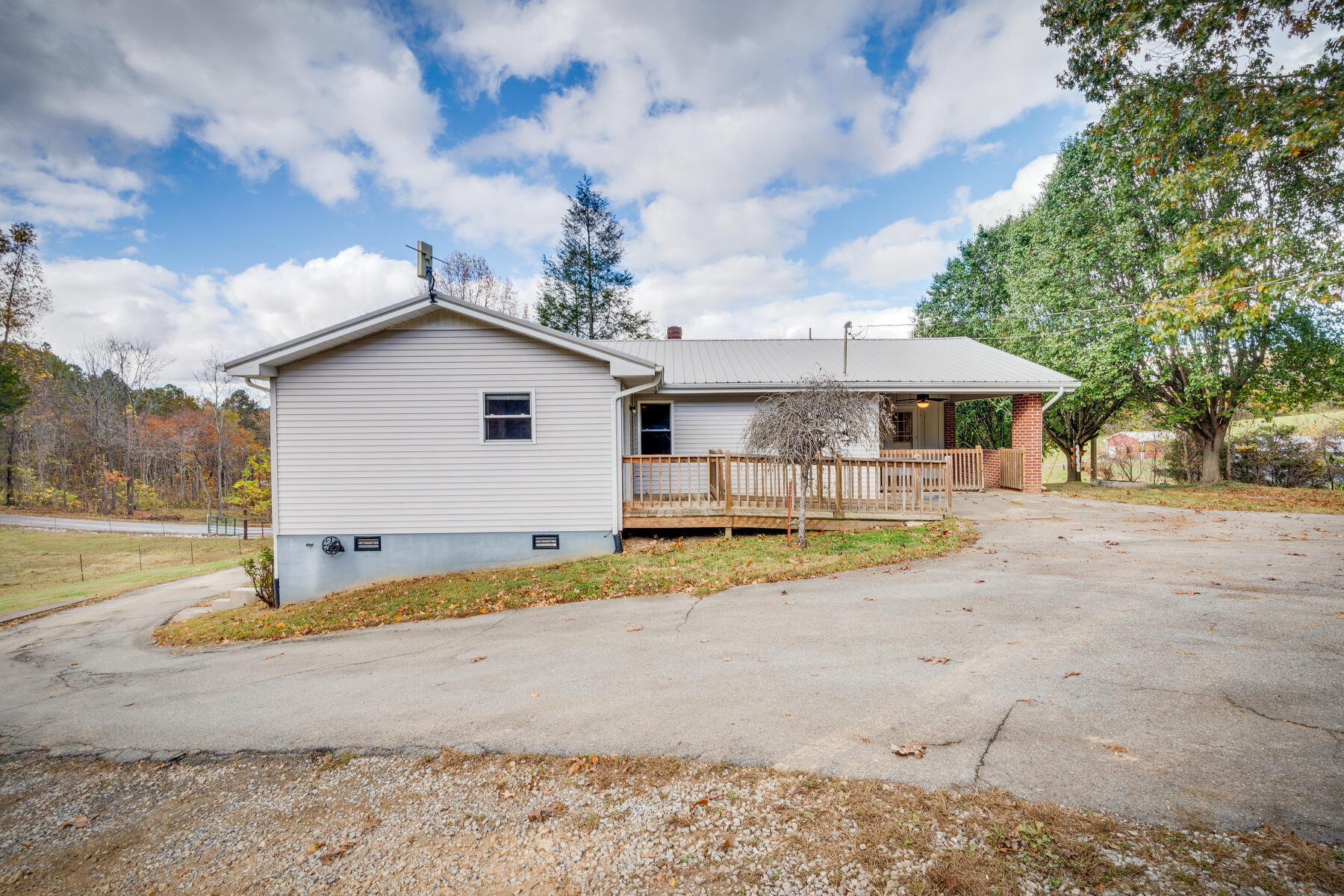 15 Huff Road Midway, TN 37809 - Photo 34 of 42 031