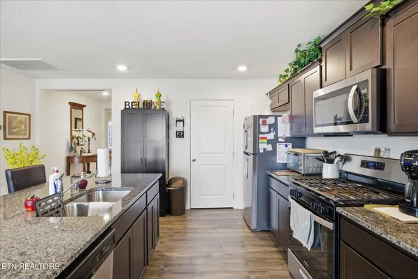 $324,900 | 1237 Cole Drive, Talbott, TN 37877