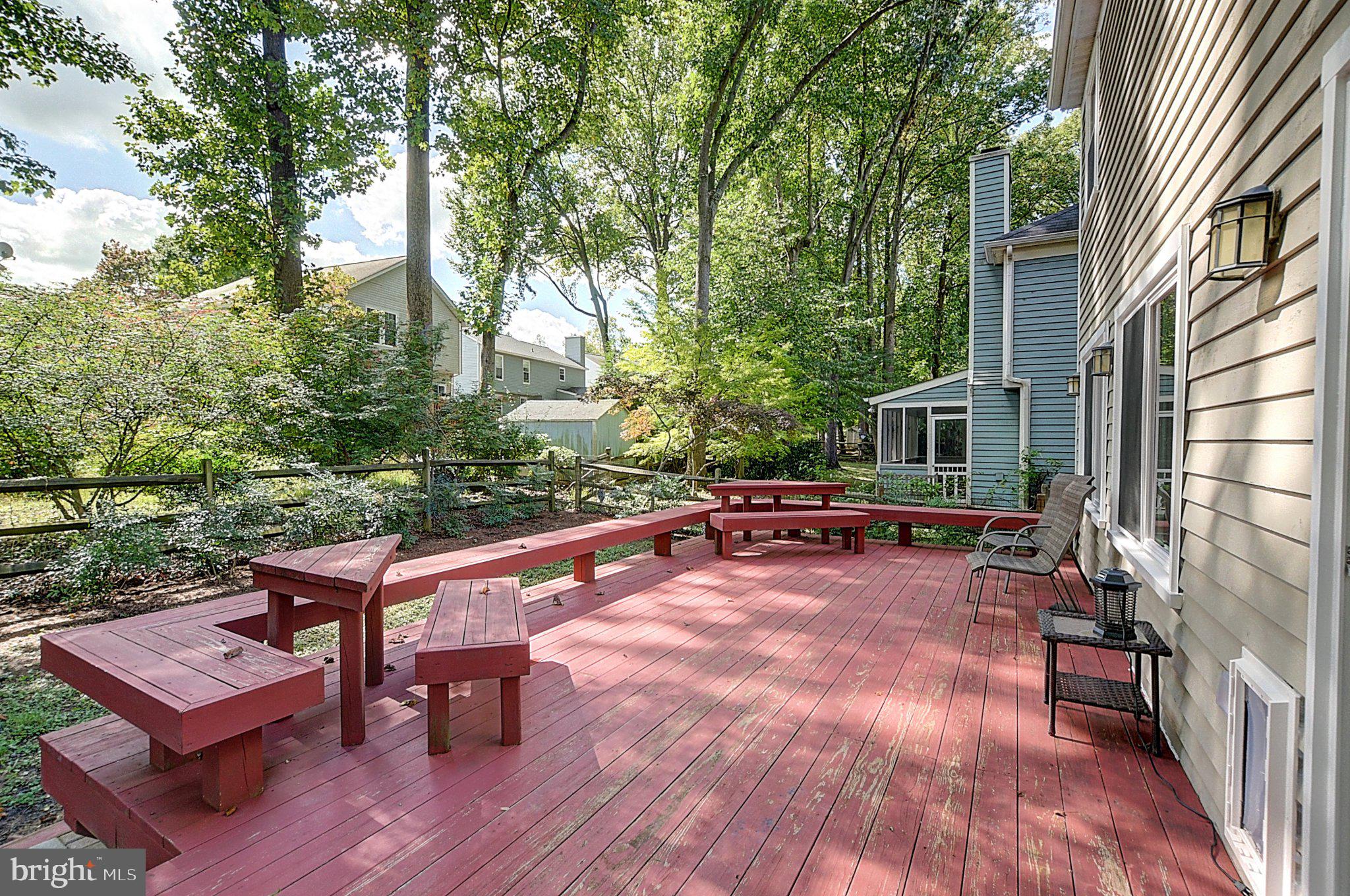 10971 Hickory Ridge Road Columbia, MD 21044 - Photo 27 of 31 Thoughtful Built In Seating