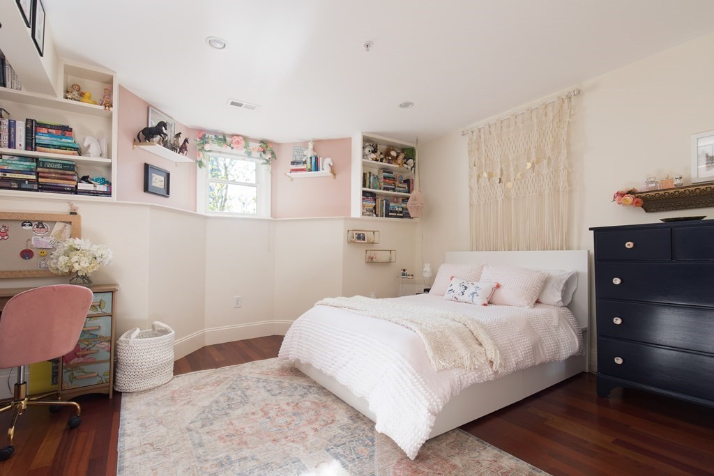 40 Mt Pleasant Street, Unit 2 Cambridge, MA 02140 - Photo 17 of 22