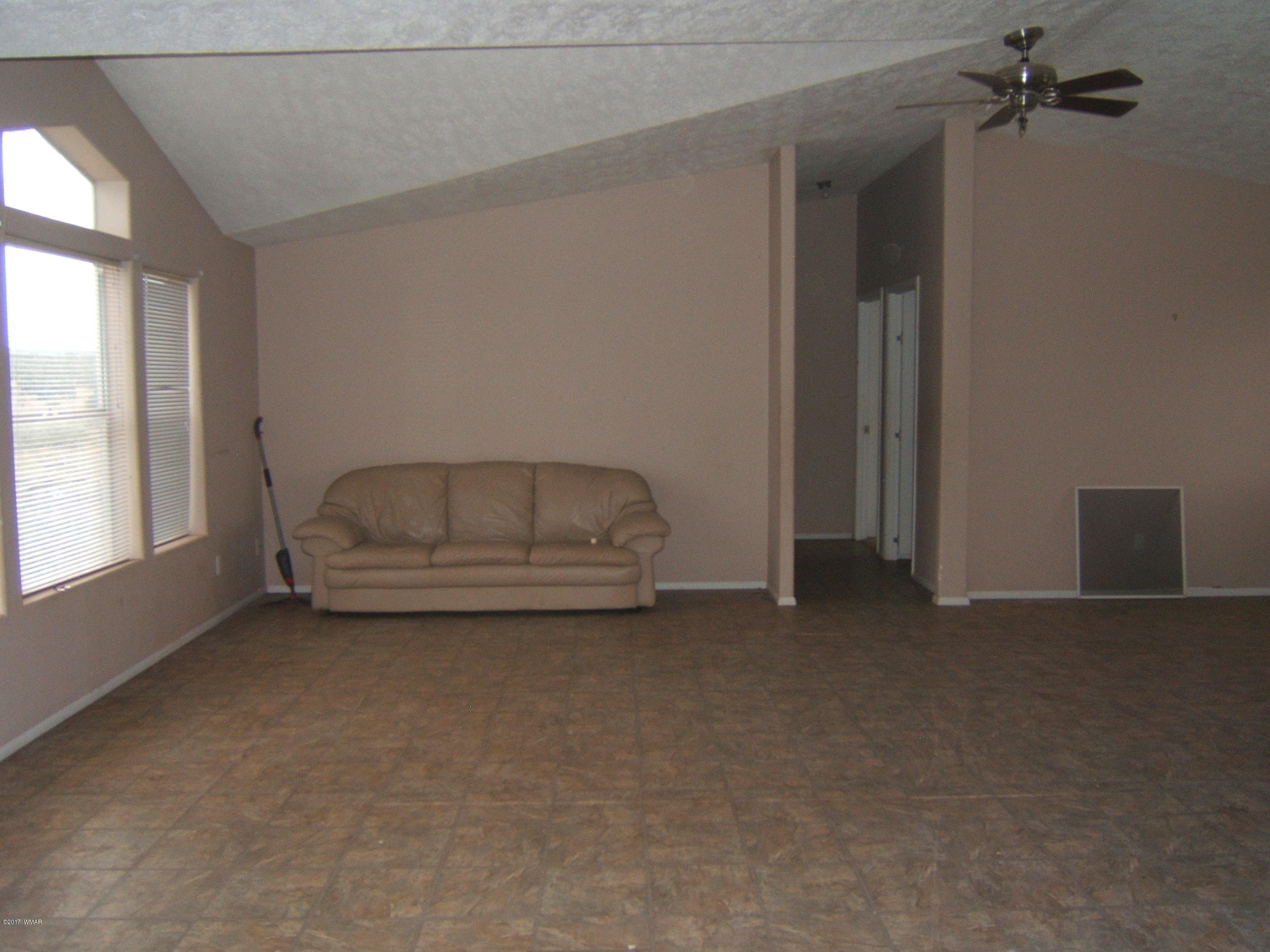 2 Acr 8598 Road Concho, AZ 85924 - Photo 12 of 17