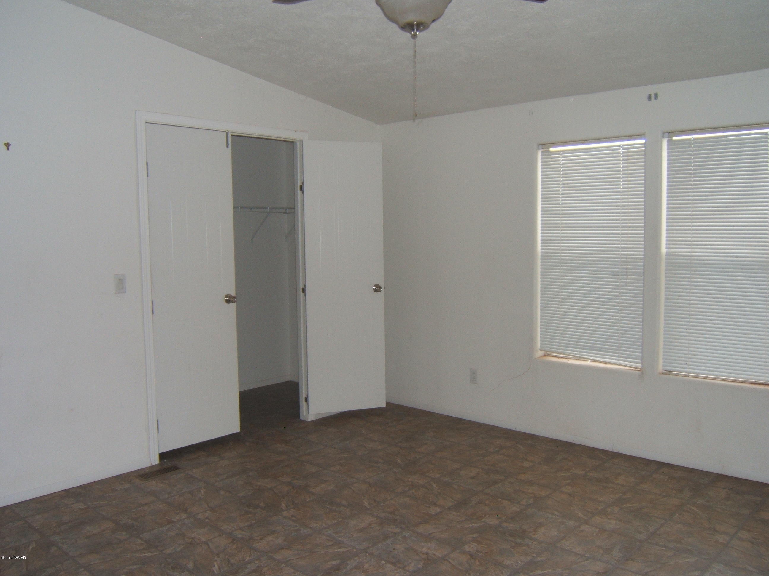 2 Acr 8598 Road Concho, AZ 85924 - Photo 10 of 17