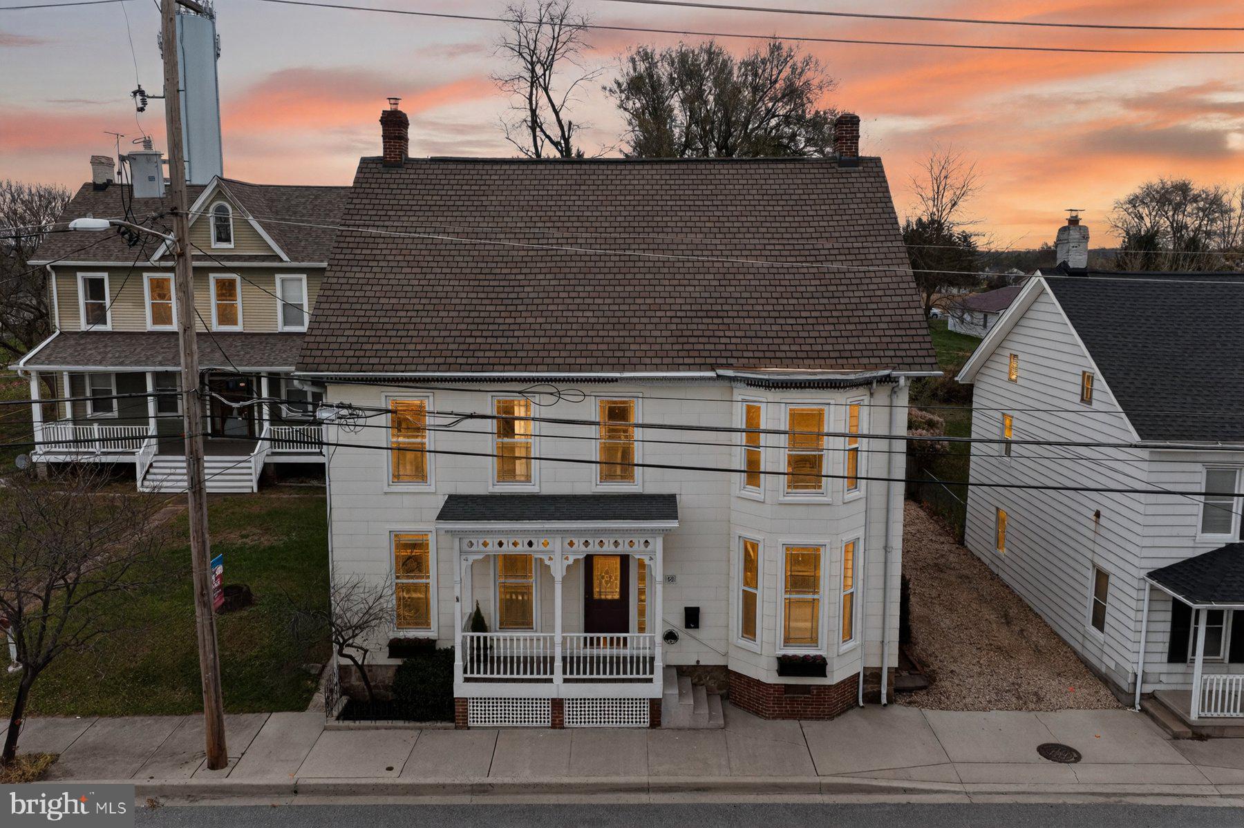 58 East Baltimore Street Taneytown, MD 21787 - Photo 4 of 56 a front view of a house