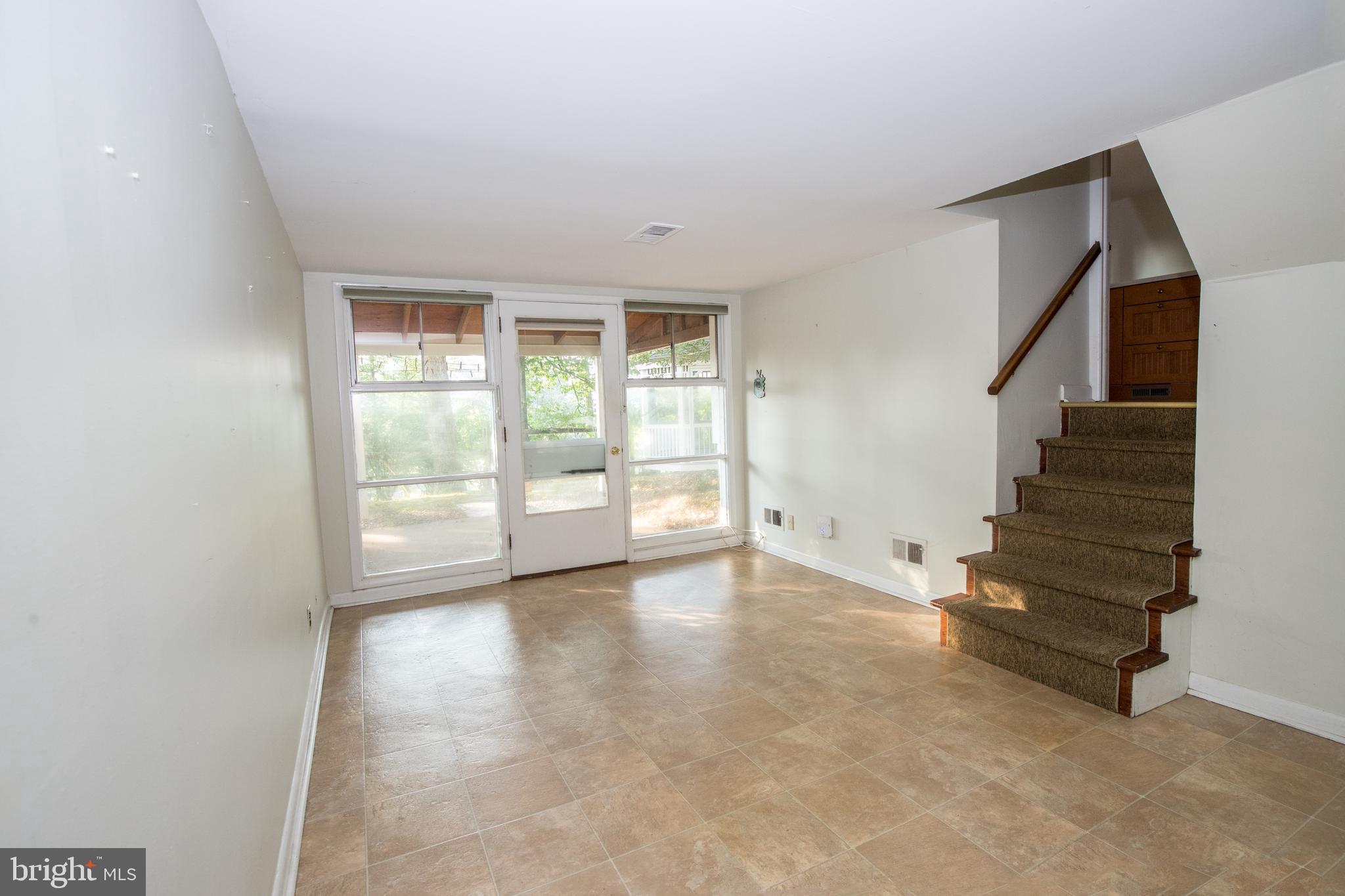 1373 Clarke Road Abington, PA 19001 - Photo 16 of 24 Family Room