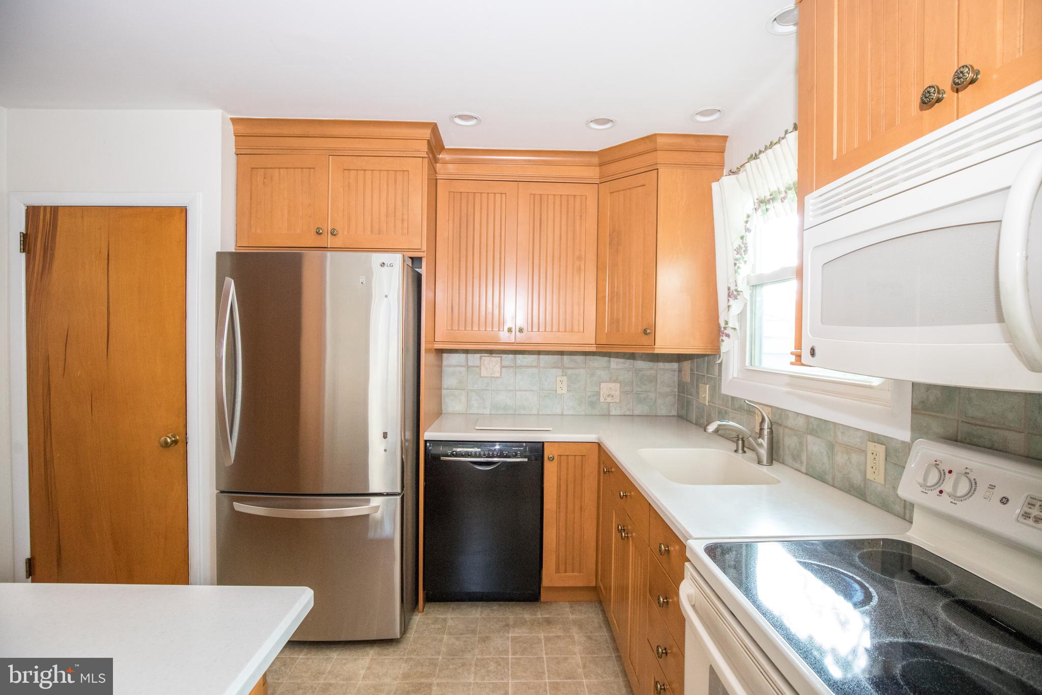 1373 Clarke Road Abington, PA 19001 - Photo 5 of 24 Kitchen