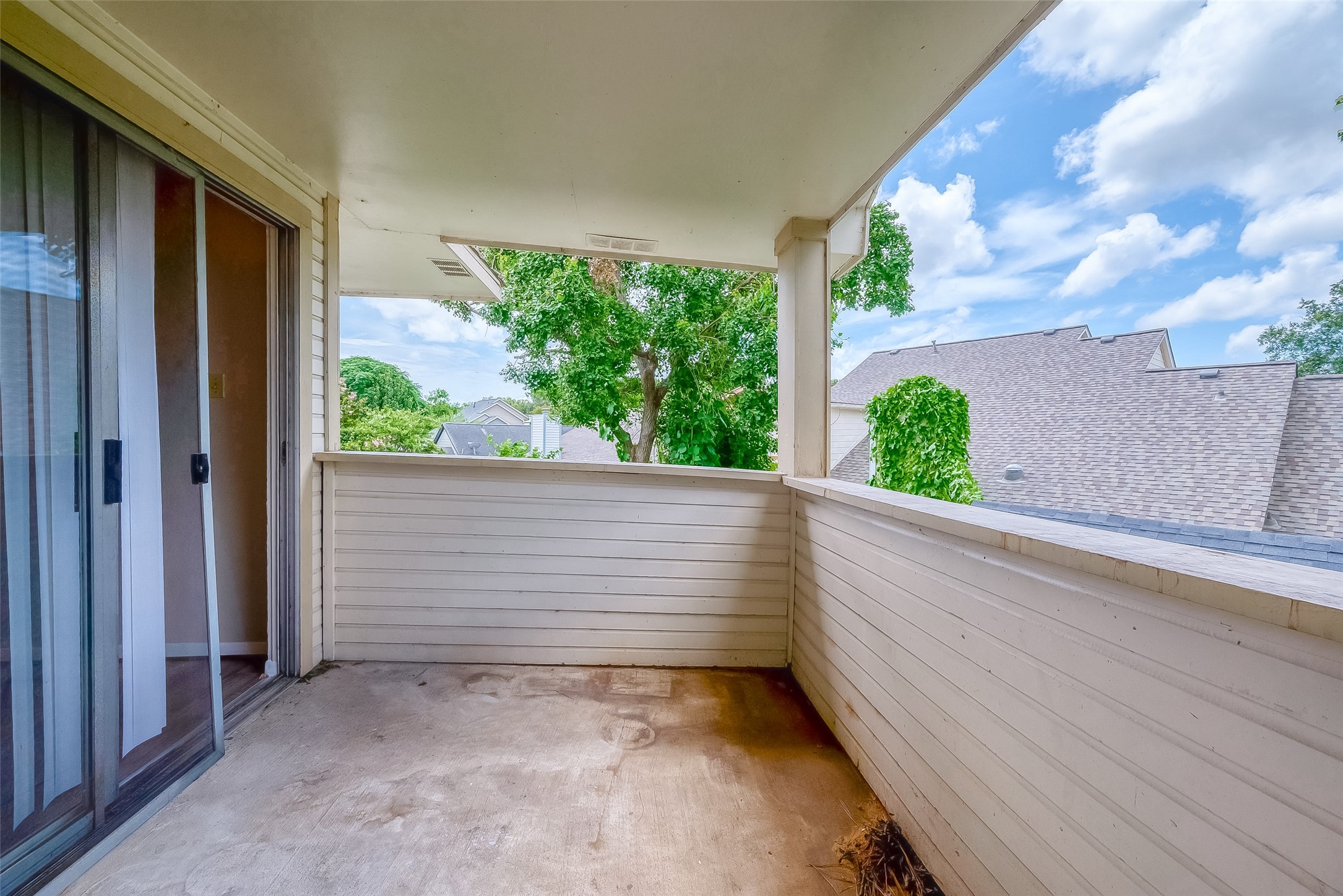 11503 Meadow Lane, Unit D Houston, TX 77477 - Photo 12 of 39 a view of entrance