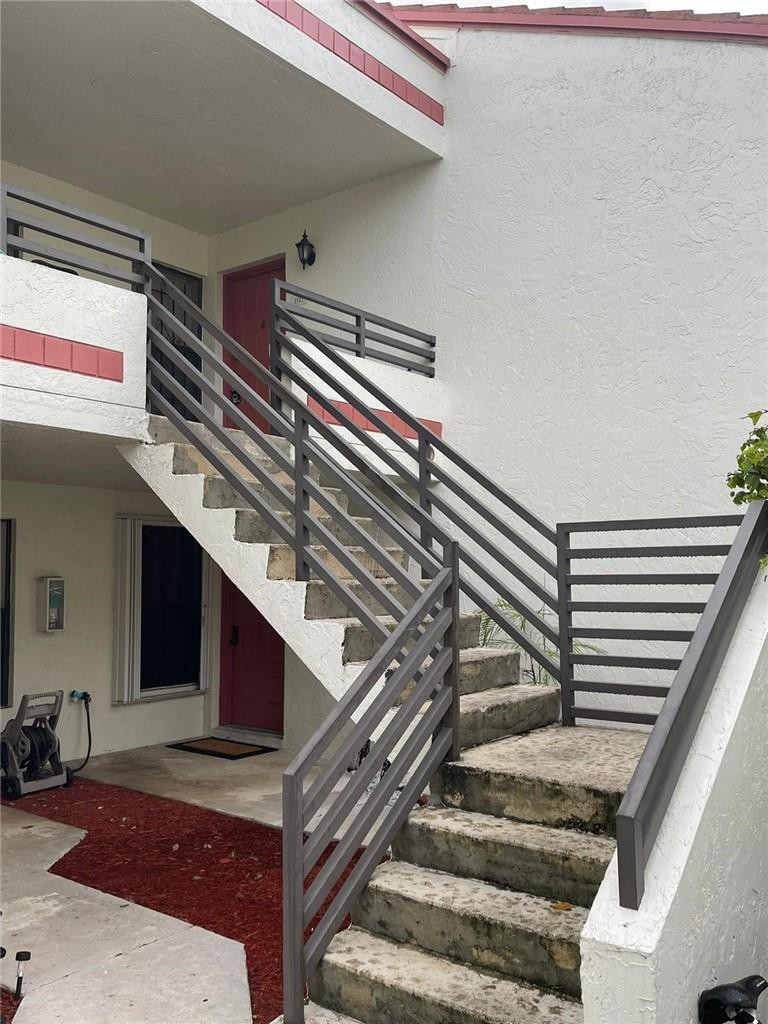 1112 North Hiatus Road, Unit 1112 Pembroke Pines, FL 33026 - Photo 43 of 48 a view of entryway