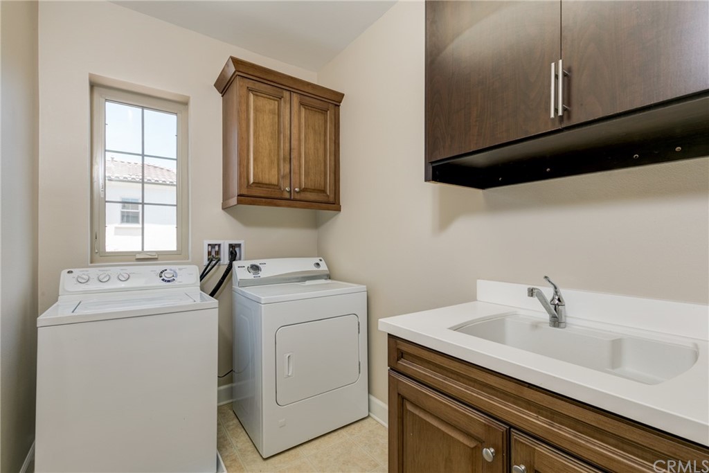 79 Purple Jasmine Irvine, CA 92620 - Photo 18 of 43