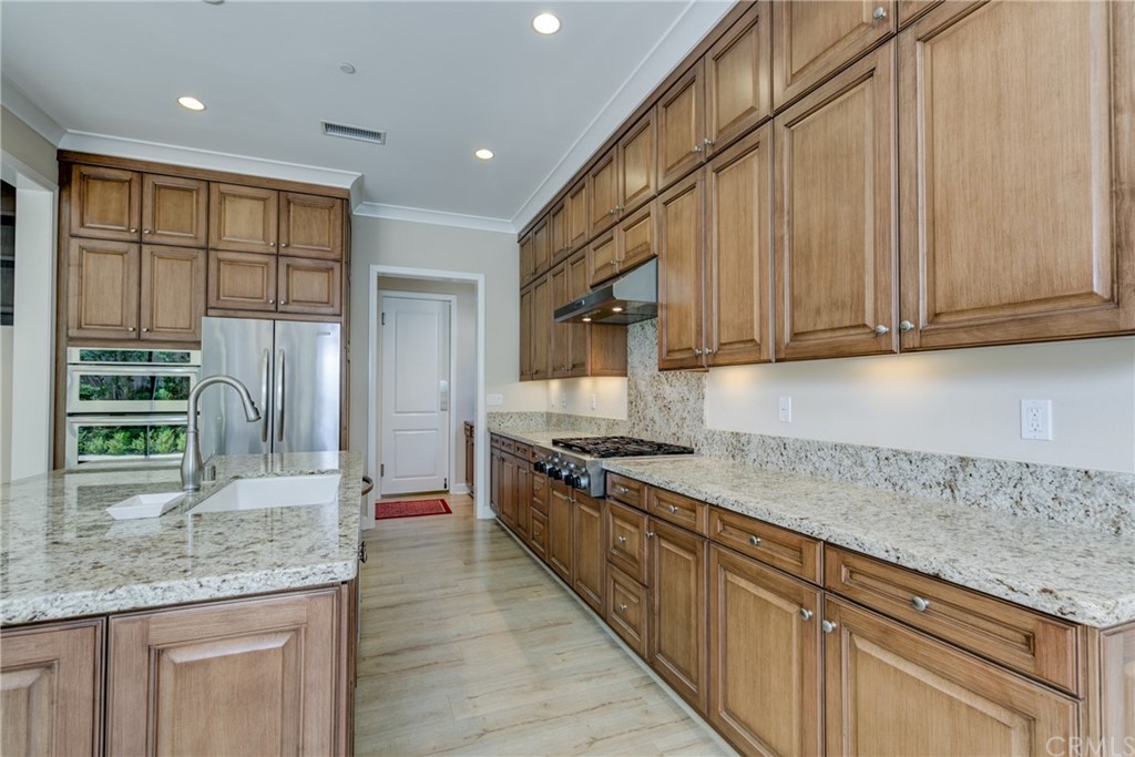 79 Purple Jasmine Irvine, CA 92620 - Photo 8 of 43