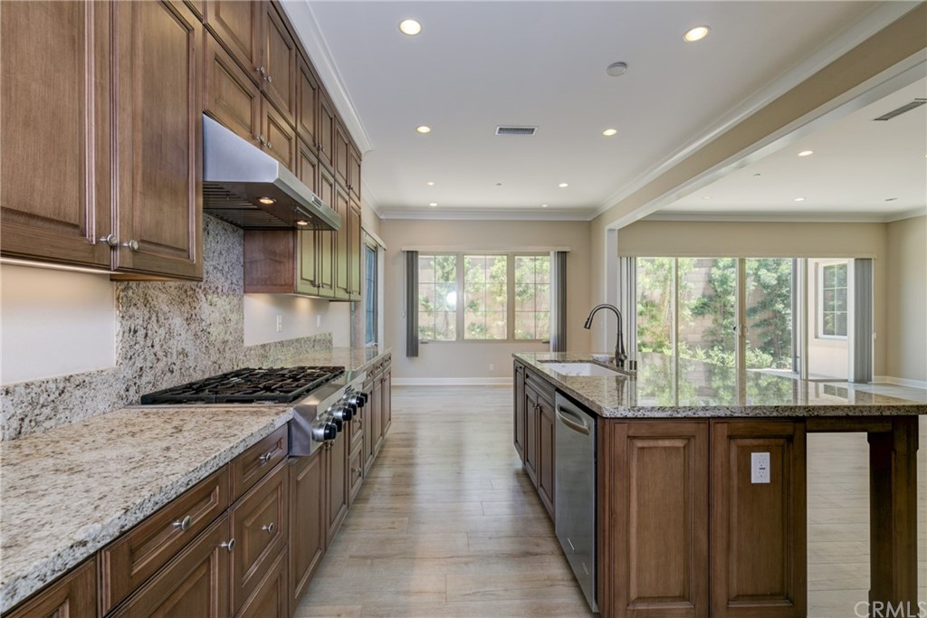 79 Purple Jasmine Irvine, CA 92620 - Photo 10 of 43