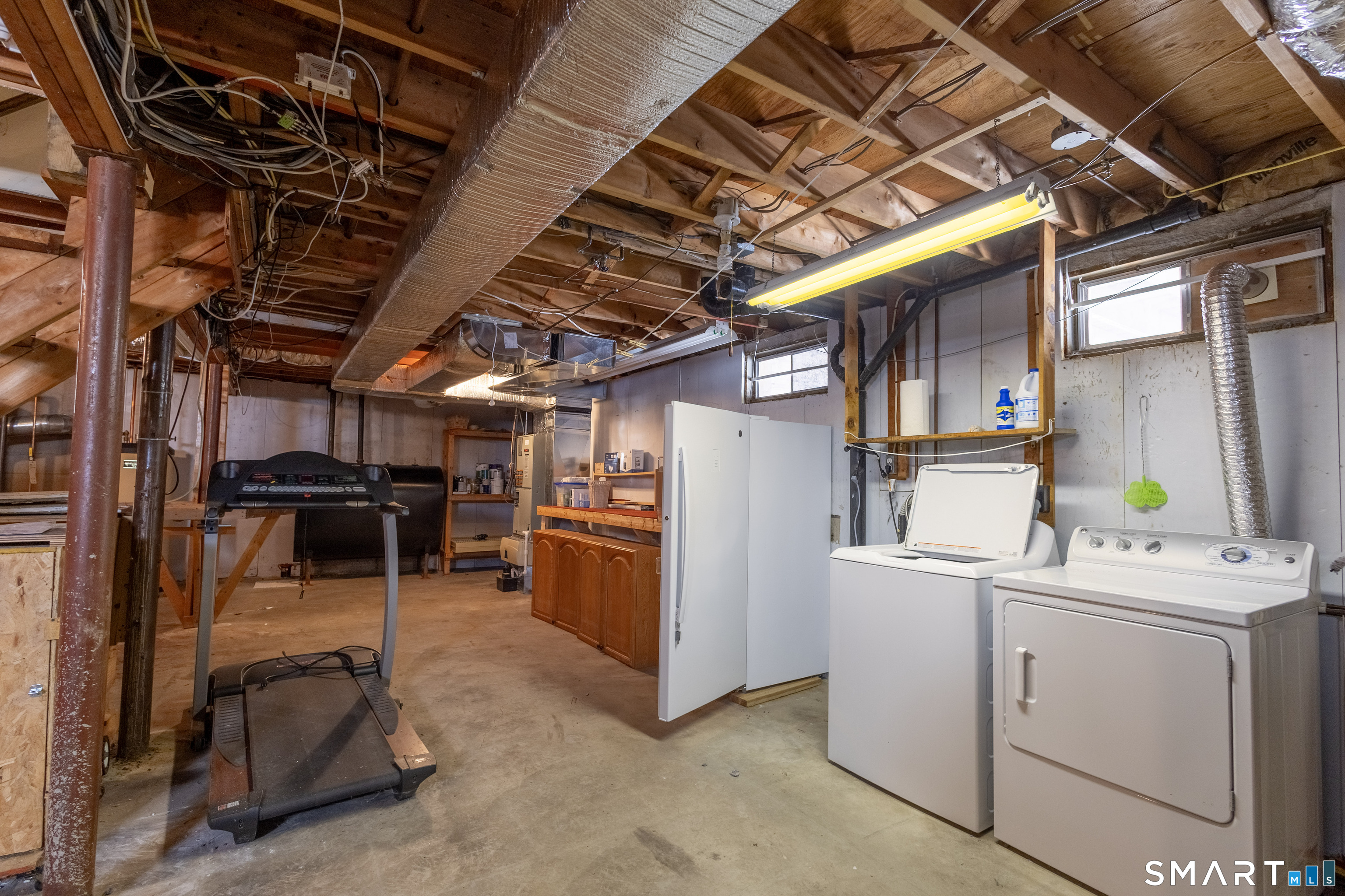 454 South Curtis Street Meriden, CT 06450 - Photo 27 of 36