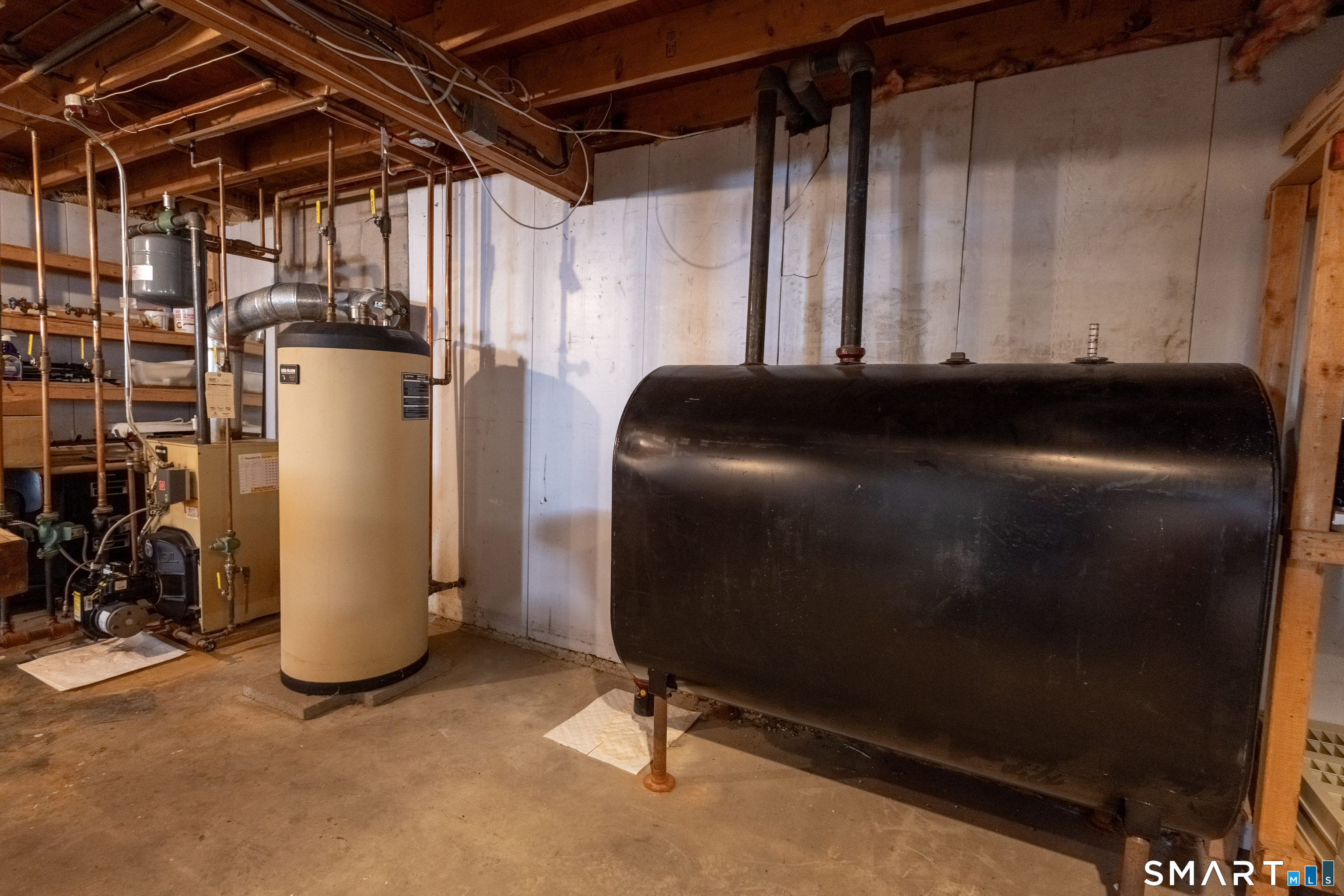 454 South Curtis Street Meriden, CT 06450 - Photo 32 of 36