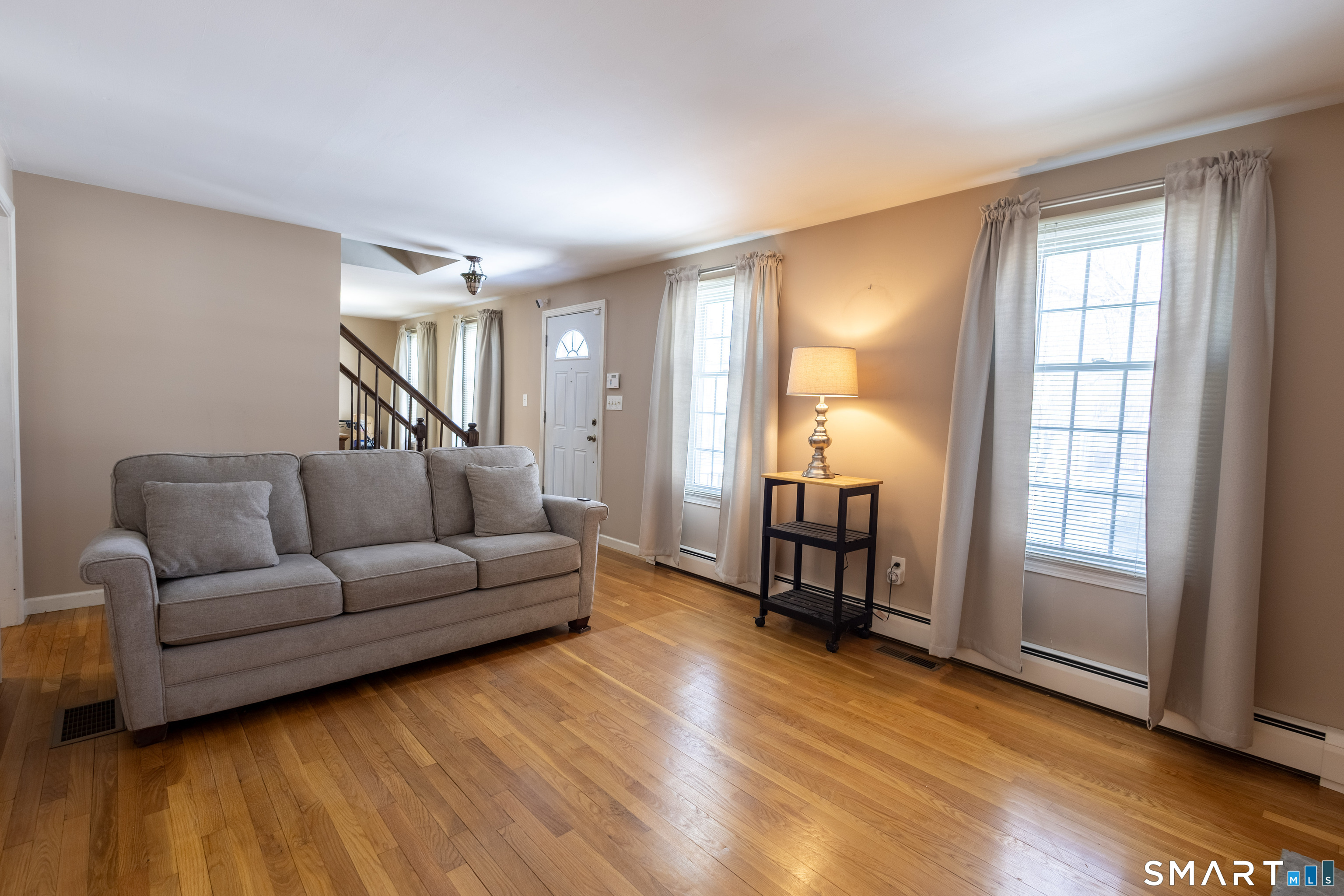 454 South Curtis Street Meriden, CT 06450 - Photo 7 of 36