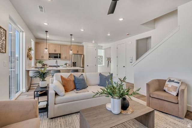 628 East Garden Grove Way, Unit 340 Eagle Mountain, UT 84005 - Photo 12 of 30