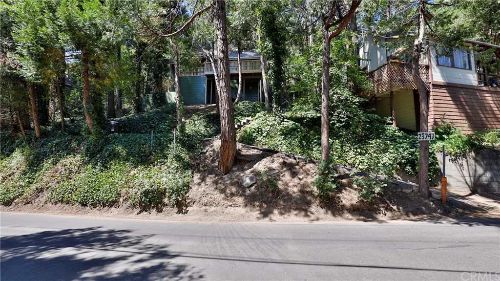 23747 Bowl Road Crestline, CA 92325 - Photo 1 of 1 Front View from street
