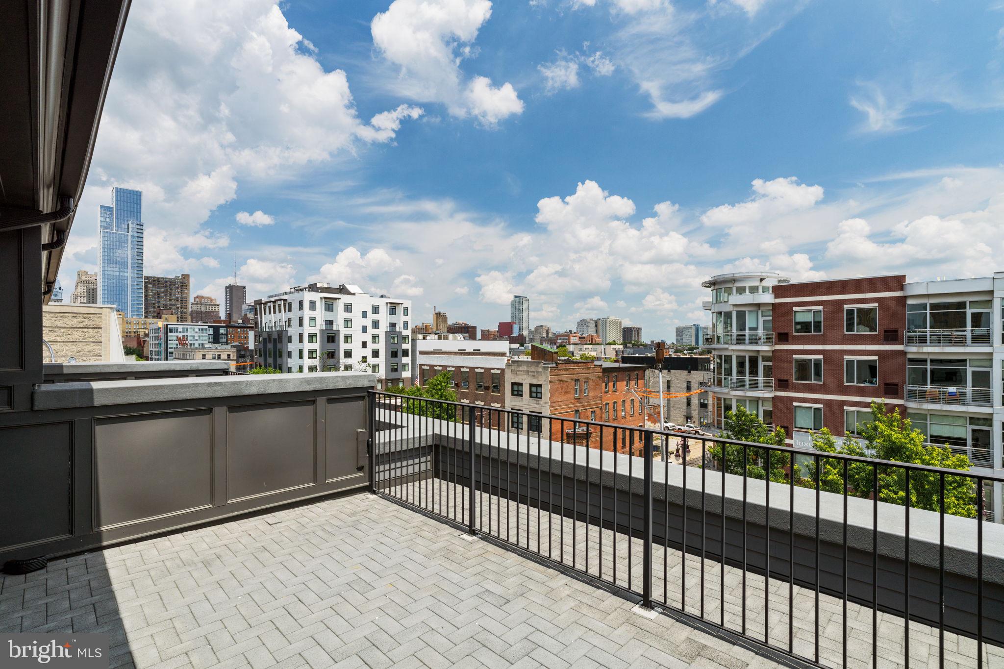 742 South Broad Street Philadelphia, PA 19146 - Photo 39 of 41 a terrace with city view