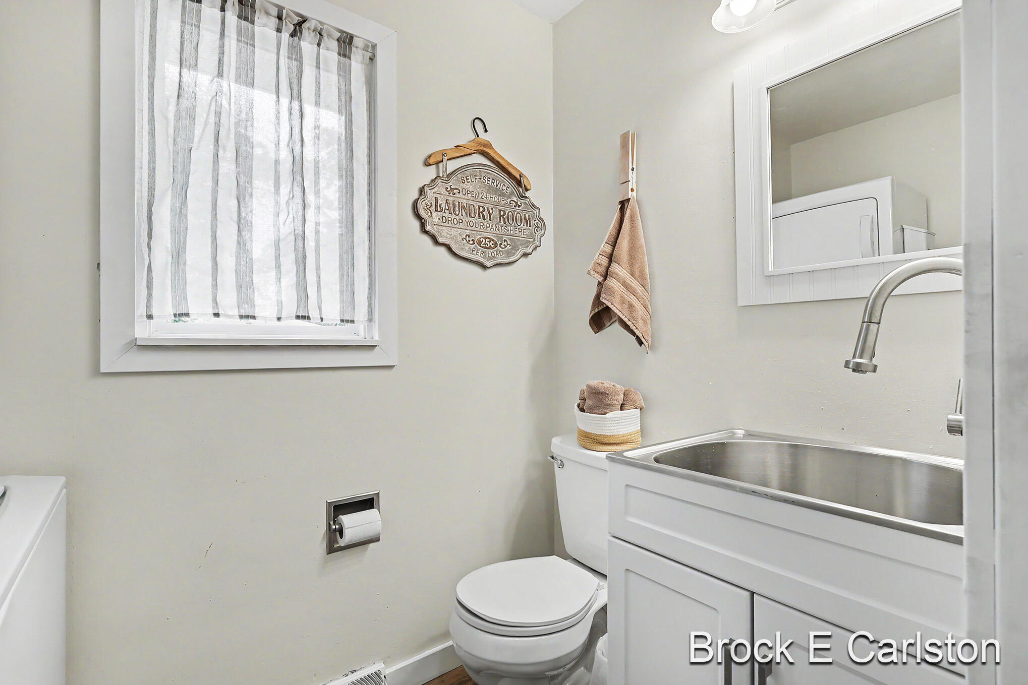 1576 Hendrick Road Muskegon, MI 49441 - Photo 17 of 58 QJ1A2893
