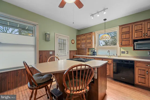 $425,000 | 328 North Bradford Street, Dover, DE 19904