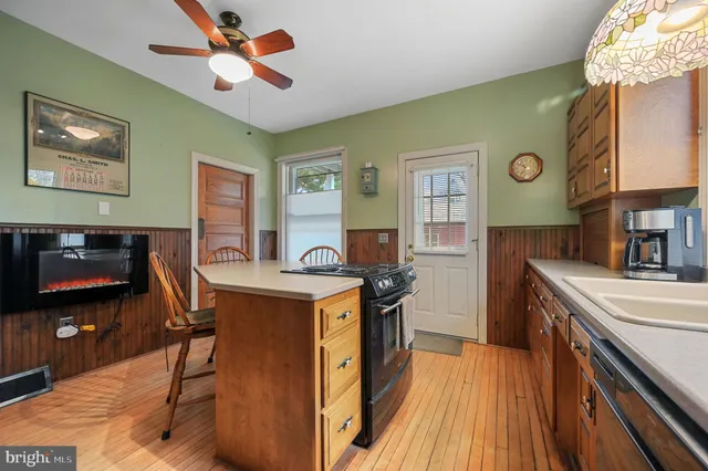 $425,000 | 328 North Bradford Street, Dover, DE 19904